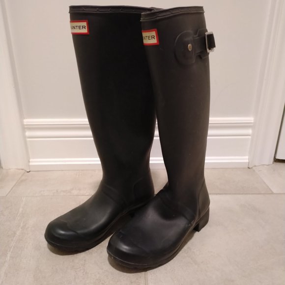 Women's Hunter Black Rain Boots US 5 - Picture 4 of 5